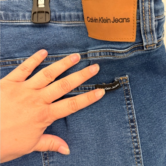 Calvin Klein Jeans Mid-Blue Flare Wide-Leg Jeans - Picture 4 of 6